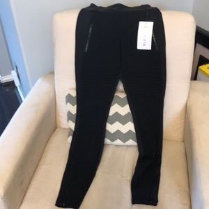 Athleta Headlands Hybrid Moto tight